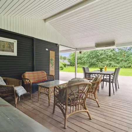 Gunloeg - 1-3km From The Sea In Ne Jutland By Interhome
